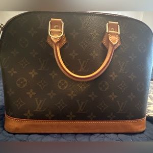 Authentic Louis Vuitton Speedy